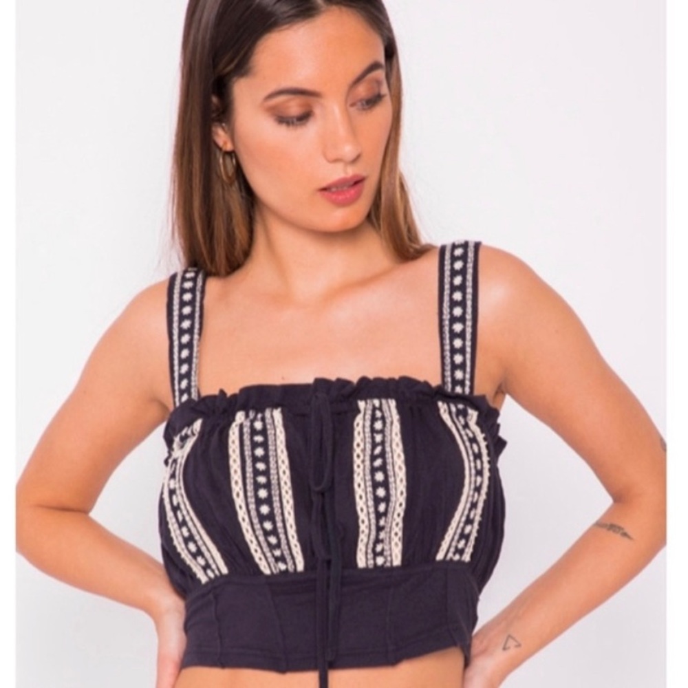XS NWT Free People Hill Top Crop Embroidered Navy - Picture 4 of 11